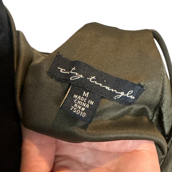 City Triangles Women’s Olive Green Ruffle Dress Size M – Belted, Sleeveless - Picture 7 of 11